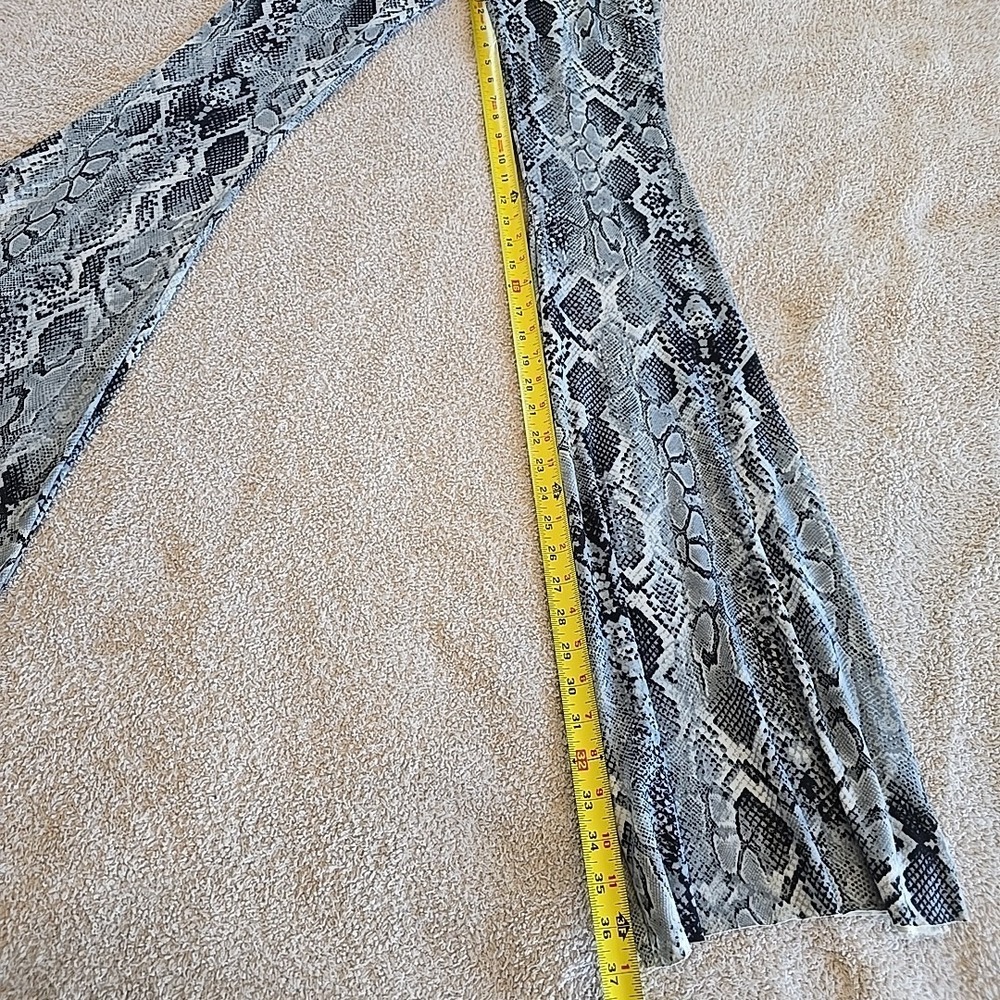 Three Bird Nest Python Bell Bottom Pants Womens Size S NWT Black Gray - Picture 6 of 12